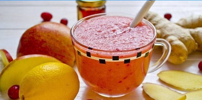 Frugt smoothie i en kop
