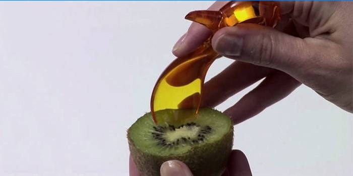 Hvordan man spiser kiwi