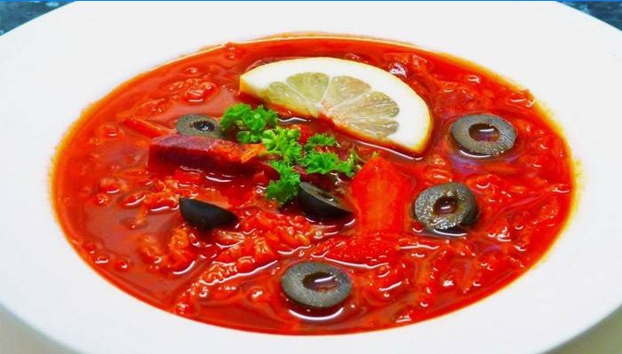 Hjemmelavet vegetarisk Borsch