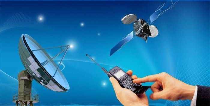 Mobiltelefon og satellit