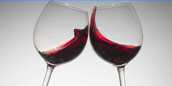 hindbærvin i glas