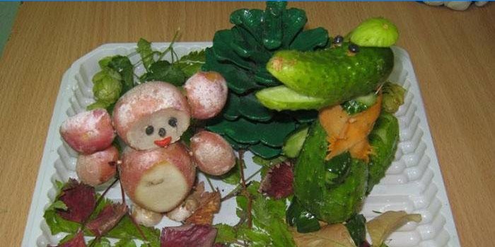 Håndværk fra grøntsager - Gen og Cheburashka