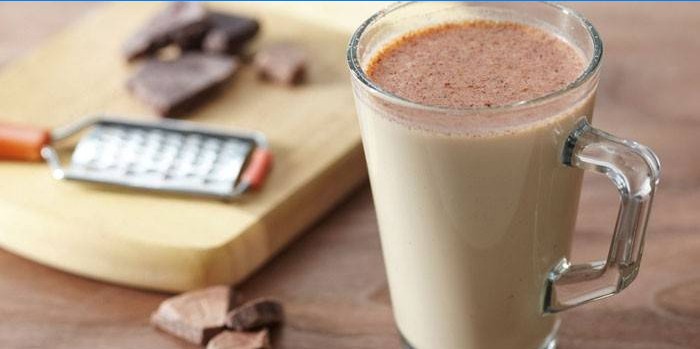 Glas med Baileys likør og chokolade