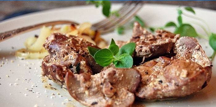 Braised skiver af oksekødelever