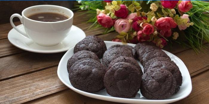 Chokoladebrødkager med kaffe