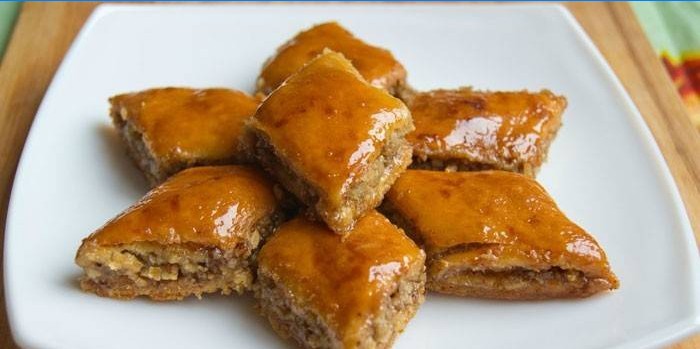 Baklava kogte i henhold til den armenske opskrift