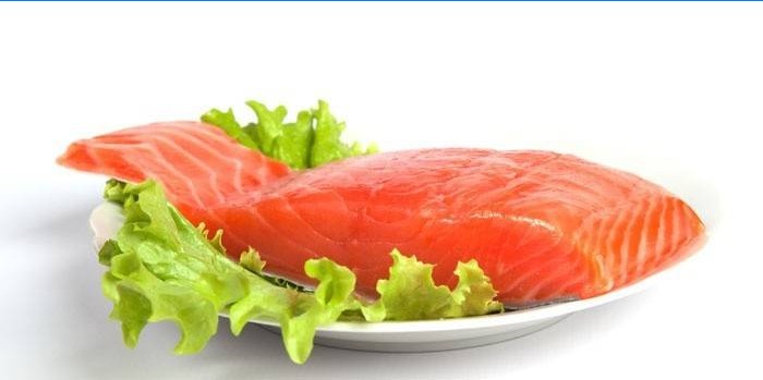 Laksefilet på en tallerken