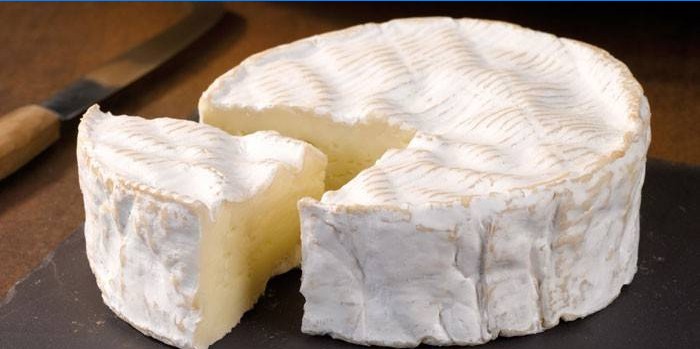 Camembert ost