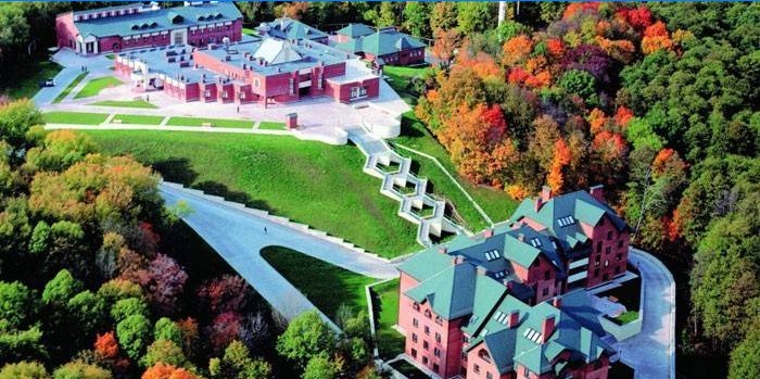 Udsigt over kurstedet Prioksky Dali