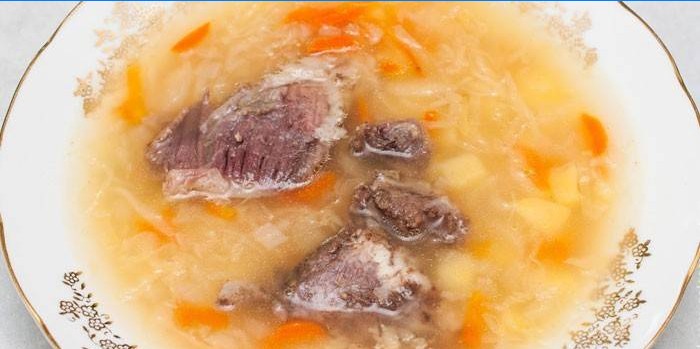 Oksekød suppe