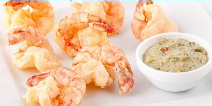 Stegt rejer i dejen med sauce