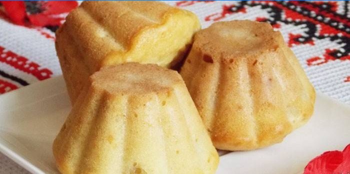 Ostemasse muffins på en tallerken