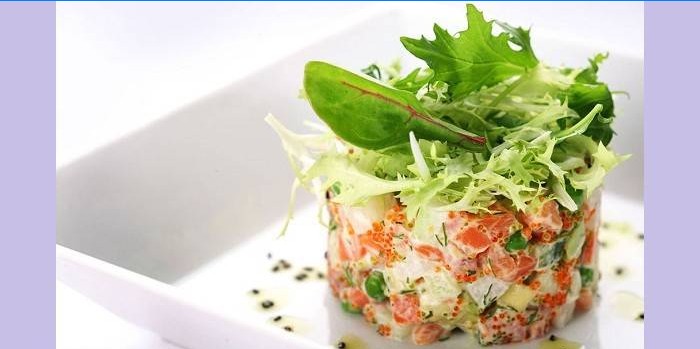 Salmon og kaviar salat