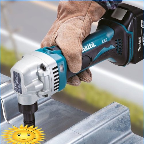 Makita DJN161RMJ