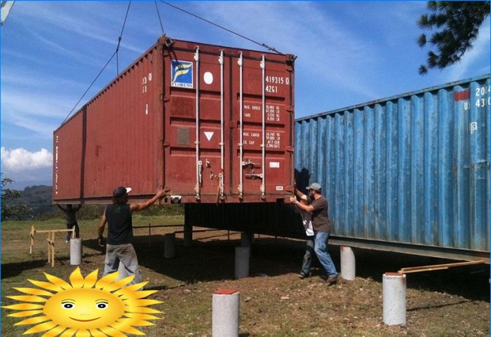 Installation af en container på en bunkefundament