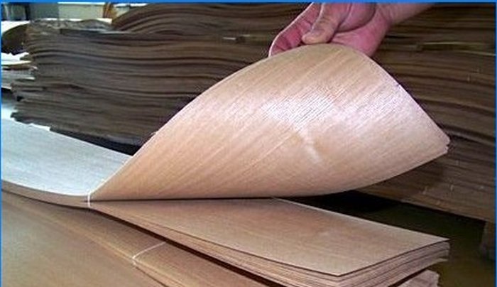 Krydsfiner er det bedste materiale blandt træbaserede paneler
