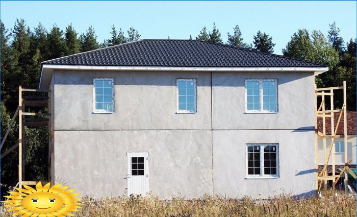 Præfabrikeret monolitisk hus lavet af armeret betonpaneler