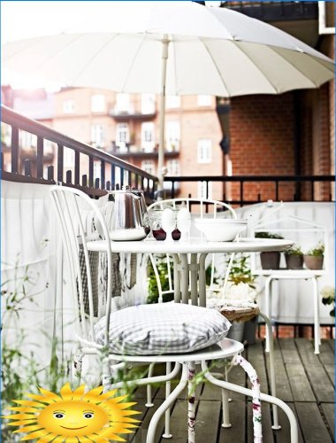 Sådan udstyres en lille balkon