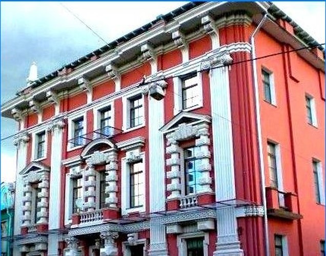 Hus på Bolshaya Postal Street