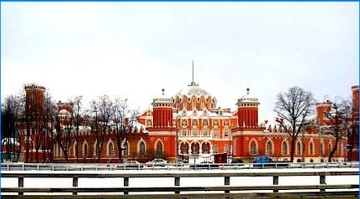 Petrovsky Travel Palace i Moskva