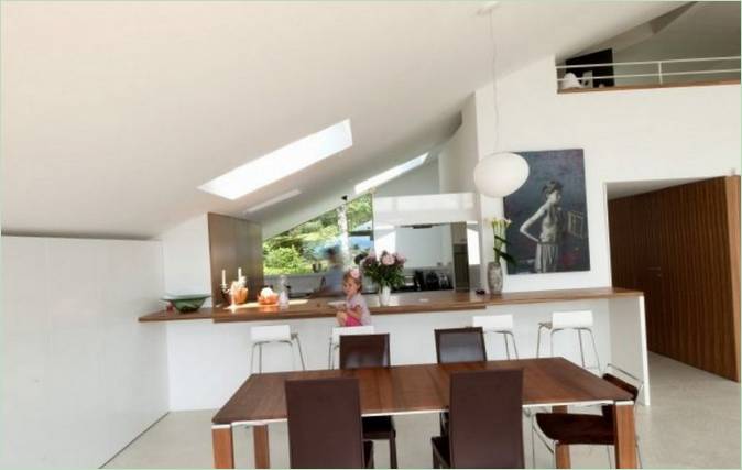 Stilfuldt modernistisk sommerhus
