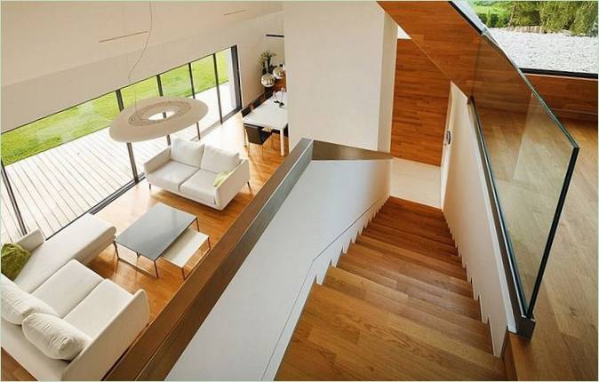 Trappen i et moderne hus i Polen