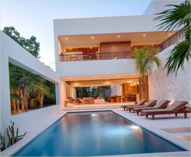 En bolig med pool i Mexico: liggestole Feriebolig med pool i Mexico: Liggestole