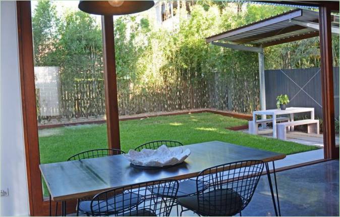 Moderne cottage indretning i Brisbane, Australien: baggård Moderne cottage indretning i Brisbane, Australien: baggård