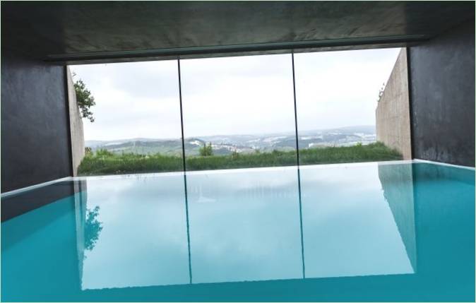 Villaens swimmingpool af Atelier Data