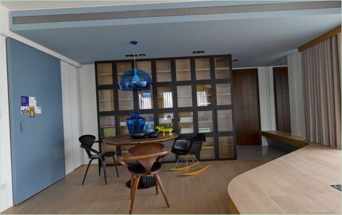Indretning af spisestuen i Circle Mansion