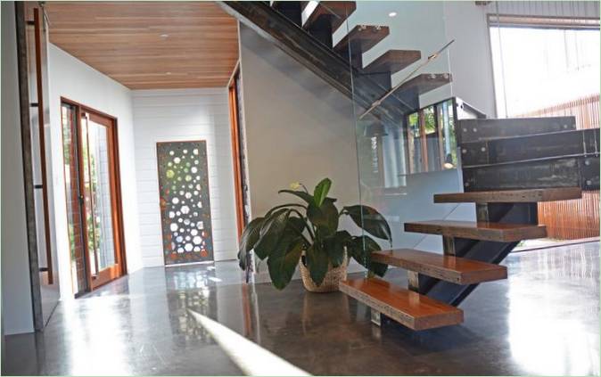Indretning af et moderne sommerhus i Brisbane, Australien: trapper. Foto 1 Indretning af et moderne sommerhus i Brisbane, Australien: trappe. Foto 1