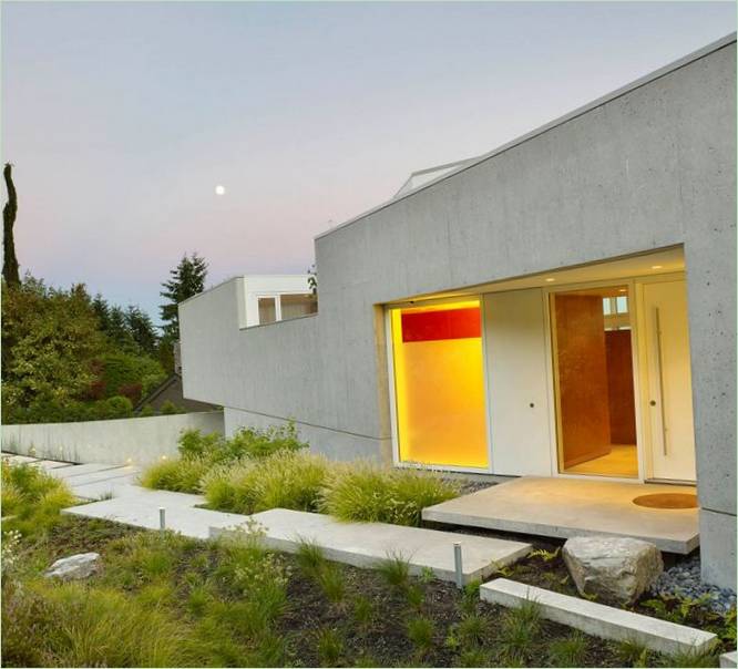 Usædvanlig facade på et hus i Vancouver, Canada: Om dagen Usædvanlig facade af et hus i Vancouver, Canada: om dagen