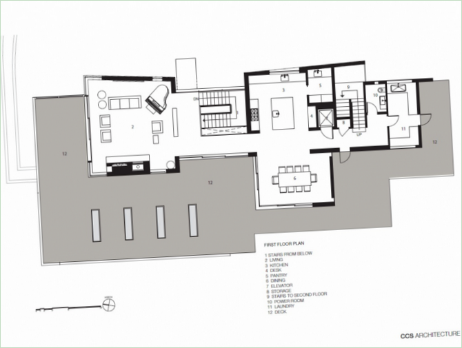 Designet af et elegant tre-etagers hus