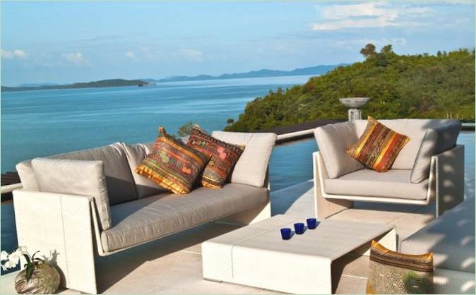 Loungeområde i strandvillaen