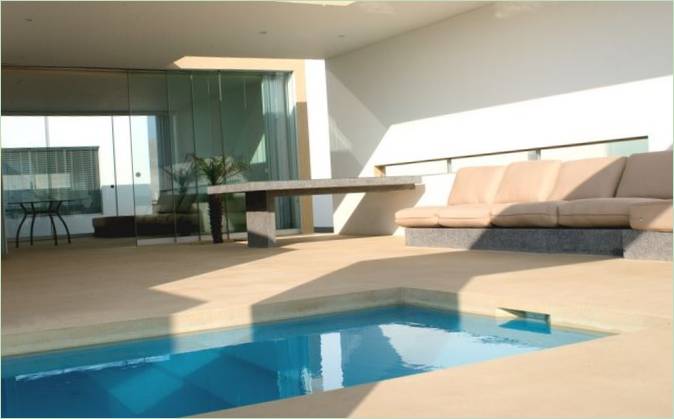Swimmingpool foran Beach House