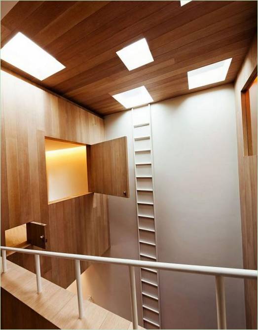 Interessant design af Bear House palæet