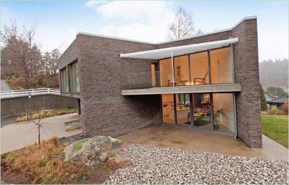 En moderne svensk villa: en ergonomisk blanding af luksus og elegance