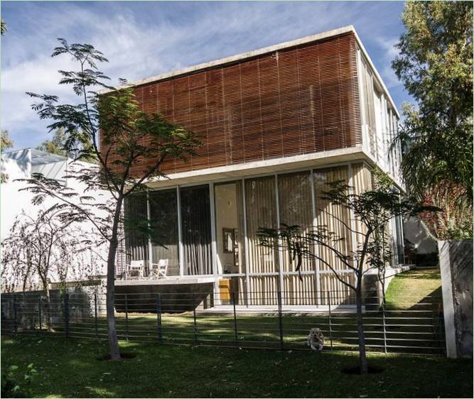 Indretning af et hus i en eukalyptusskov, Zapopan, Jalisco, Mexico