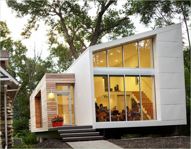 Madison Contemporary Residence Exterior