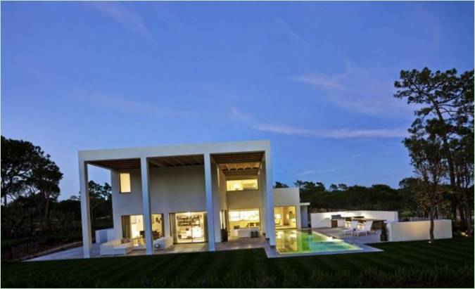 Golfbane villa i Portugal af Blacam Meagher