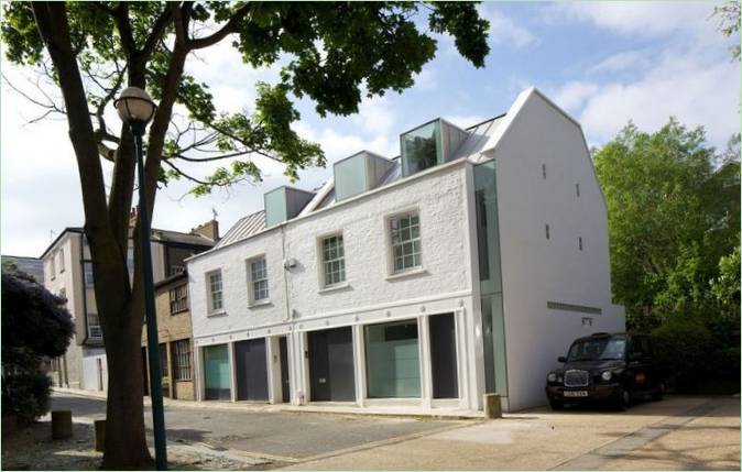 Facaden på Mews House Primrose Hill 2 i London