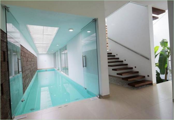 Moderne swimmingpool design i et landhus - Foto 41