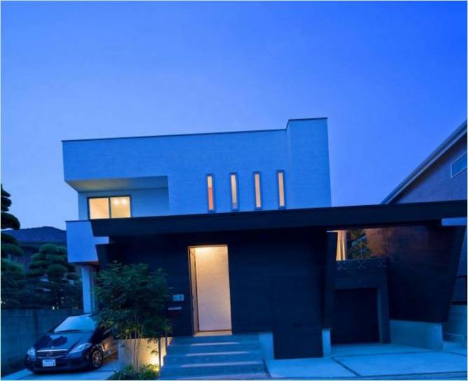 Villa House of Corridor