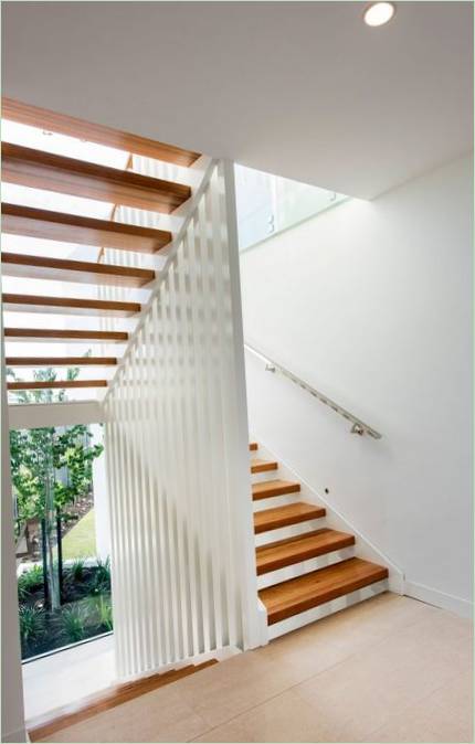 Interiørdesign til City Beach Mansion af Cambuild &amp; Banham Architects