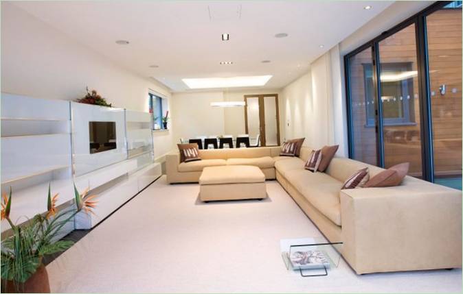 Indretning af stuen i View Road villa i London