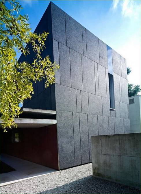 Dc House by Geza