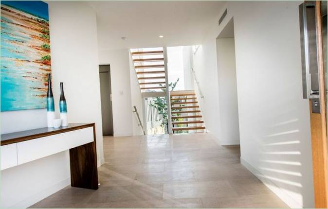 City Beach Mansion Hall af Cambuild &amp; Banham Architects