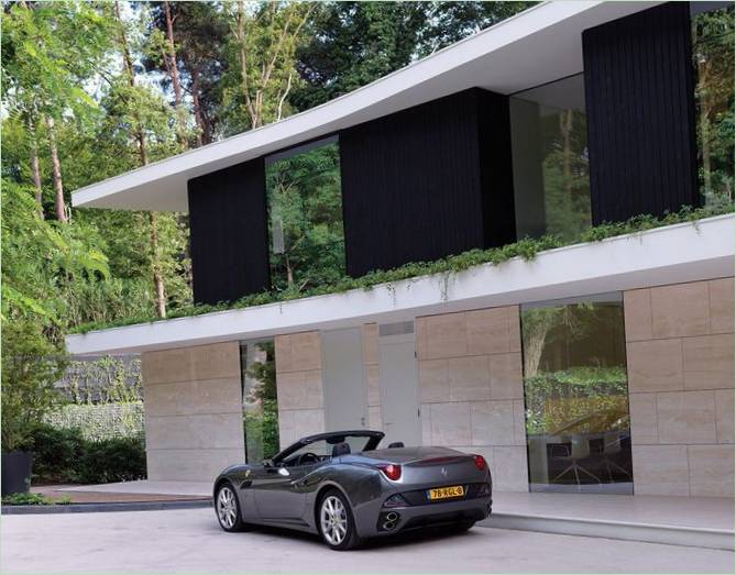 Parkeringsplads i VILLA L