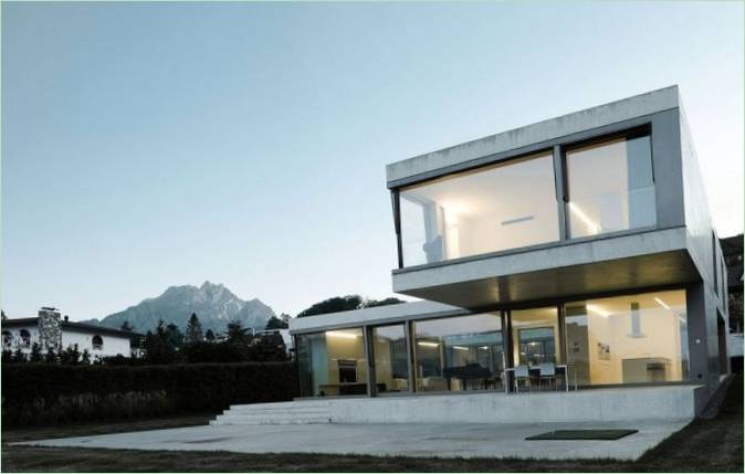 Udvendigt beton i villa af Niklaus Graber + Christoph Steiger Architekten