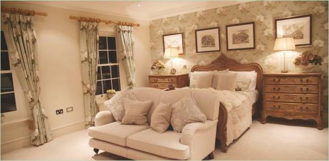Indretning af soveværelset på High View Manor i England